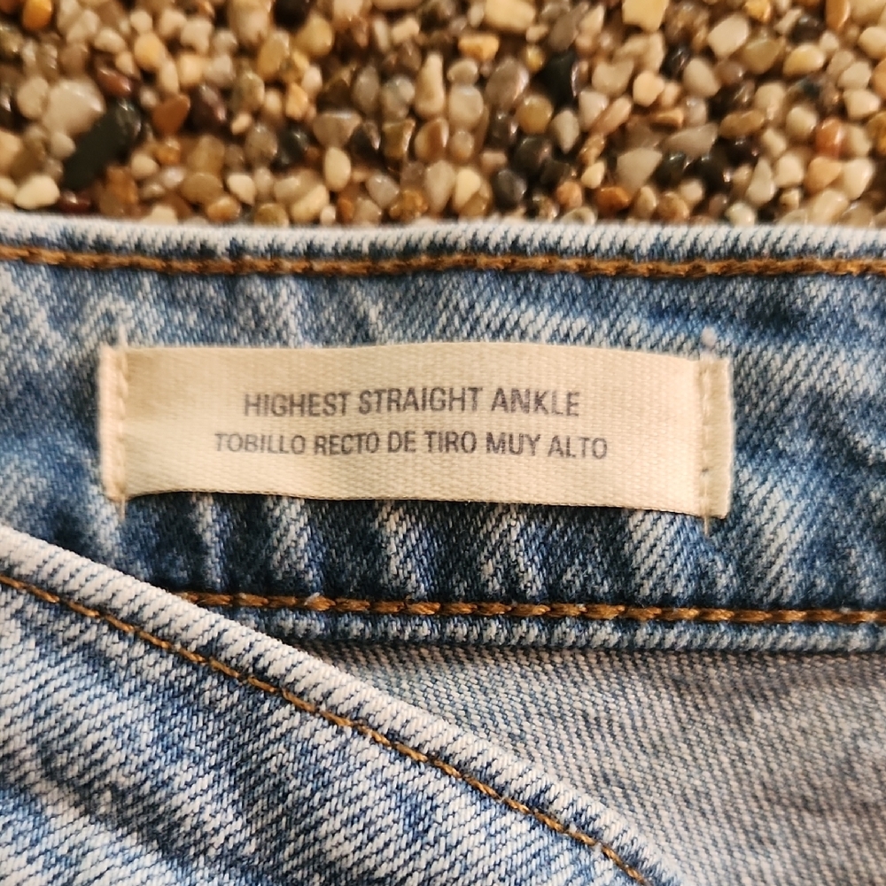 Universal Thread Highest Straight Ankle Jeans, Si… - image 3